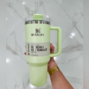 *ONE LEFT* NEW LIMITED RELEASE / EDITION PALE LIME STANLEY CUP 40 OZ W CLEAR TOP